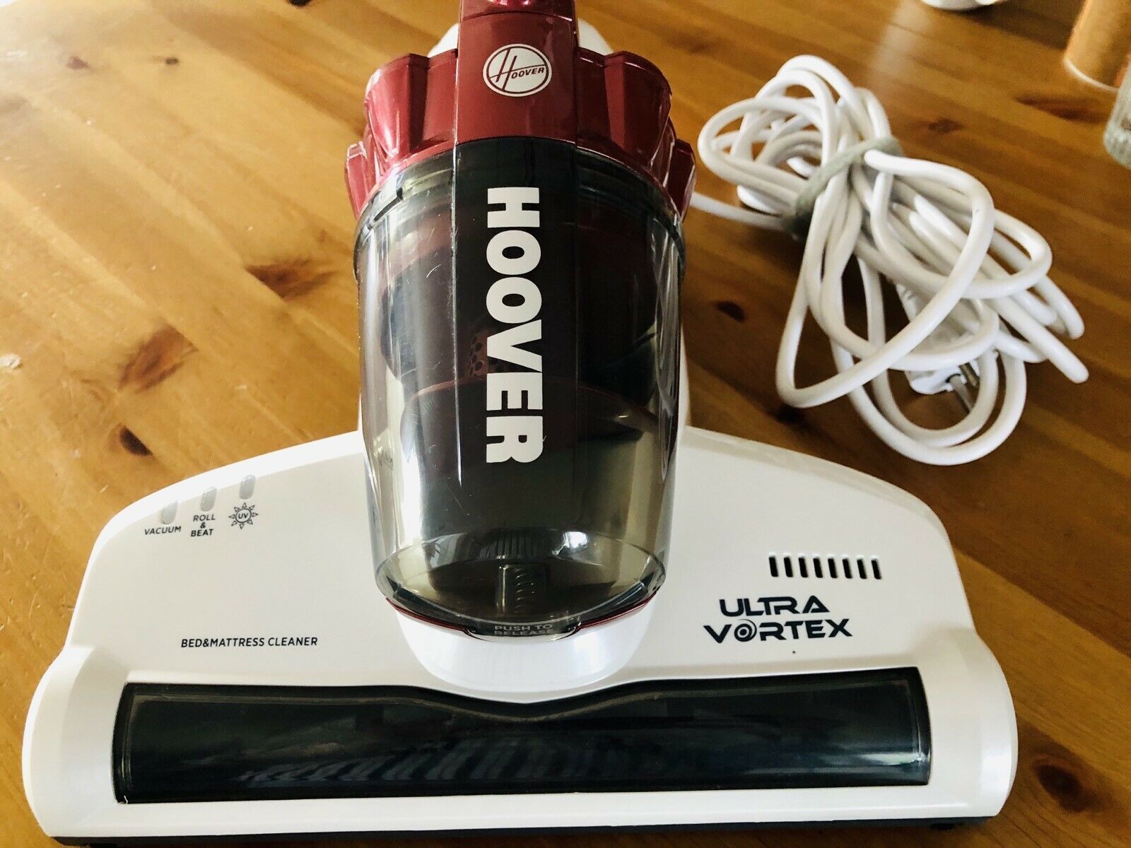 Der Hoover Ultra Vortex Milbensauger