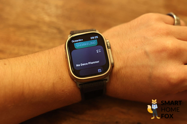 Man sieht das eckige Gehäuse der Apple Watch Ultra.
