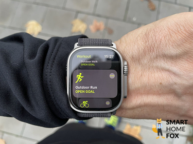 Man sieht den Trainingsmodus auf der Apple Watch Ultra.