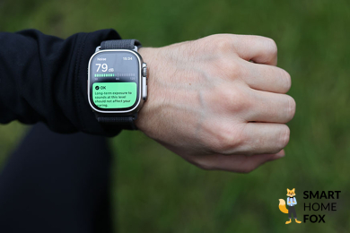 Man sieht die Analyse der Umgebungsgeräusche auf der Apple Watch Ultra.