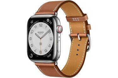 Man sieht die Apple Watch 7 Hermes Version.