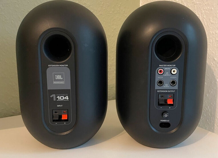 JBL One Series 104-BT in schwarz