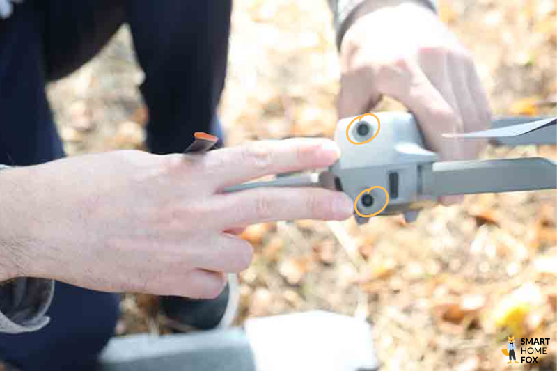 Die Hindernissensoren der DJi Air 2S für Hindernisse hinter der Drohne.