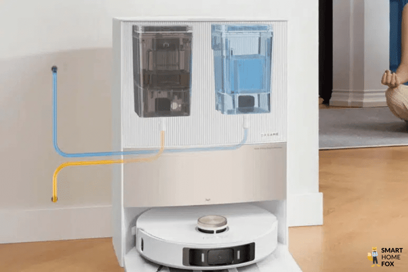 Separater Wasseranschluss des Dreame L20 Ultra ist zu sehen.