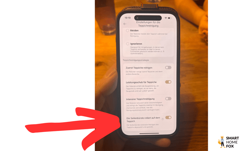 Die Seitenbürste des Dreame X40 Ultra kann auf den Teppich aktiviert werden in der App.