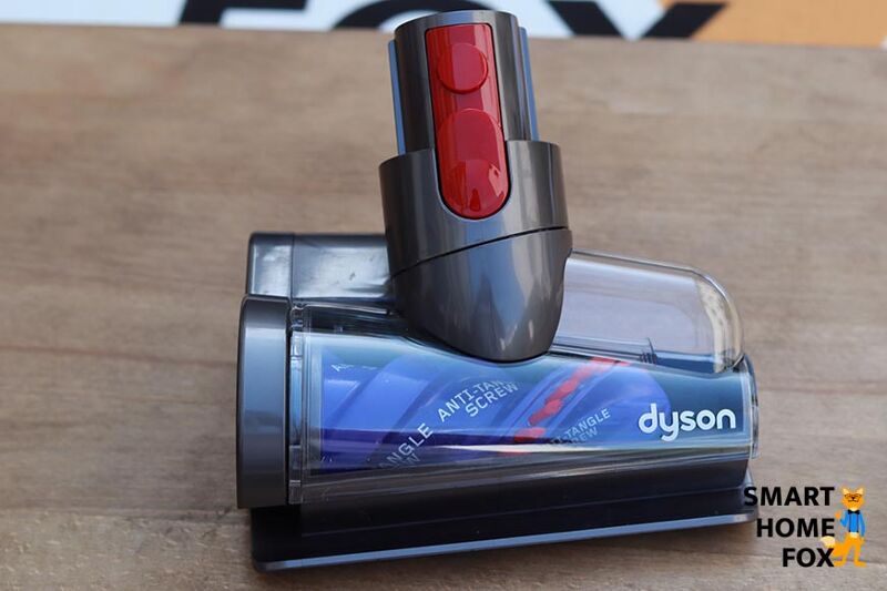 Dyson mit Mini Elektrobürste
