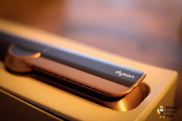 Dyson Airstrait Release