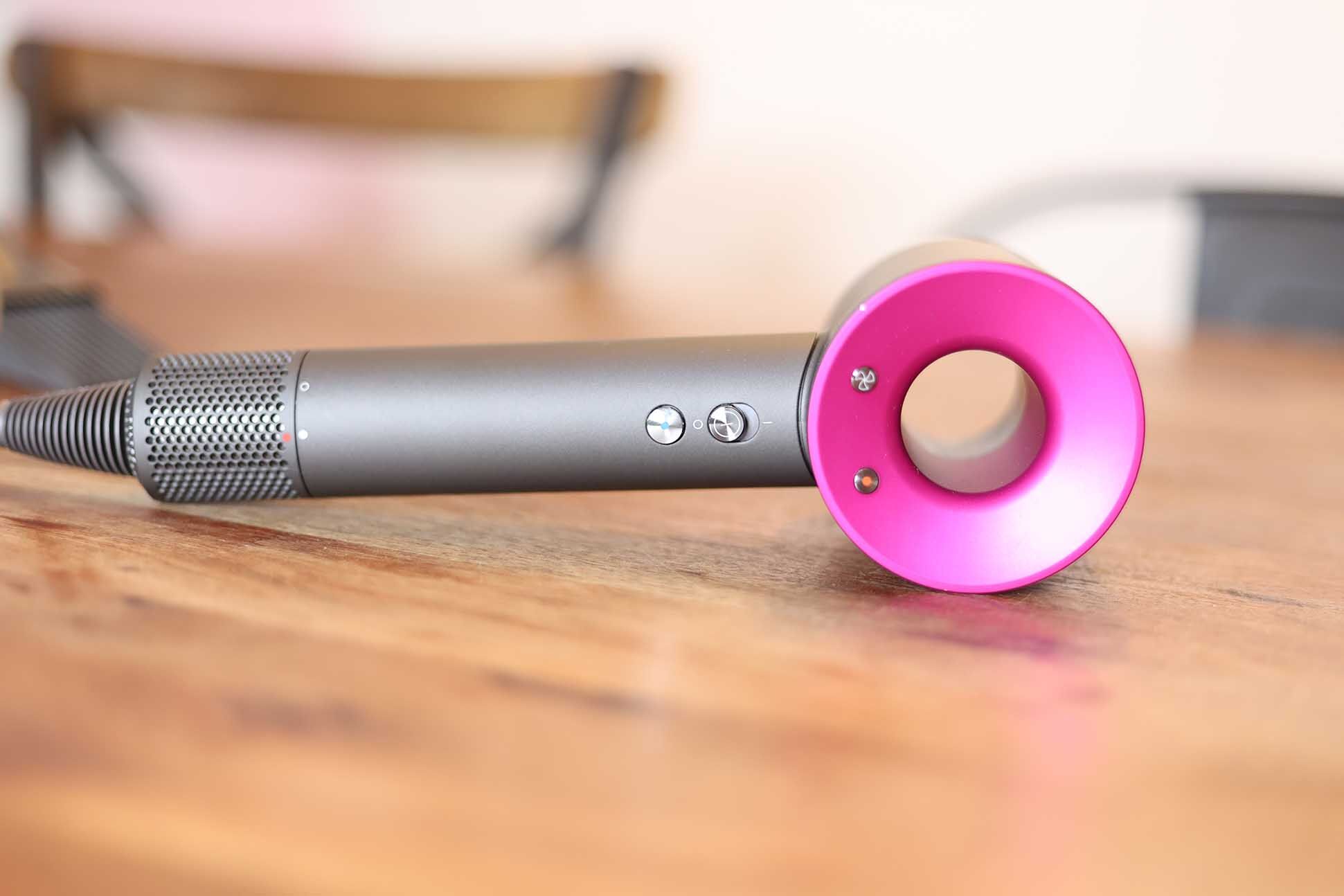 Dyson Supersonic Fuchsi.