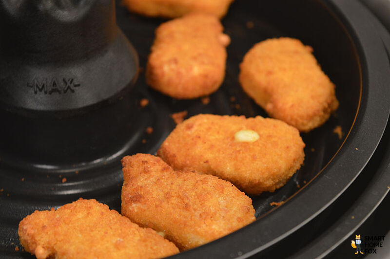 Chicken-Nuggets aus der Heißluftfritteuse.