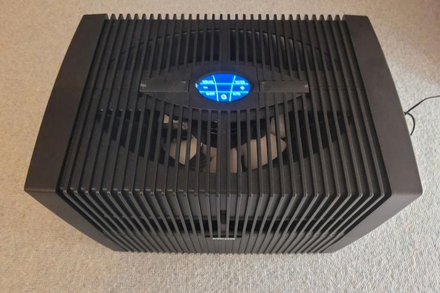 Der Venta LW45 Comfort Plus steht im Test auf dem Boden.