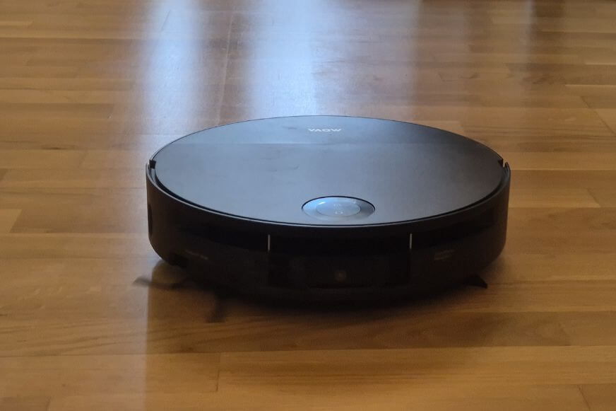 MOVA S70 Roller Saugroboter mit Wischwalze und Basisstation von vorne