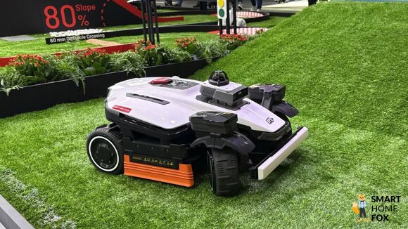 Mammotion LUBA 4 AWD