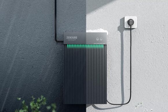 Der neue Zendure AIO 2400 Balkonkraftwerk Speicher.