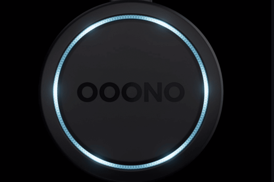 Der Ooono Co Driver No2 leuchtet mit einem silbernen LED-Ring.