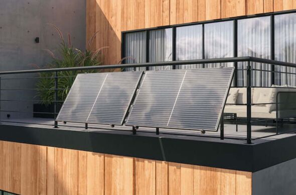 PiE CLASSIC 860 XL Combo am Balkon mit Neigungswinkel