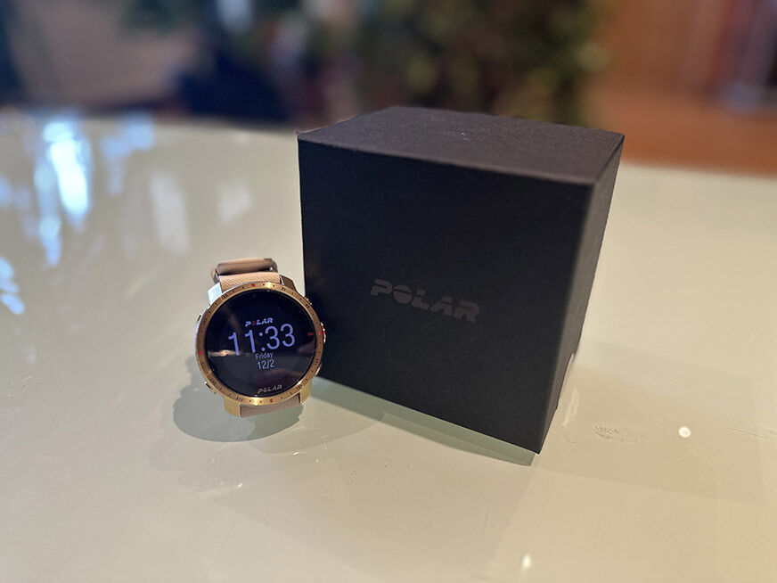 Man sieht die Polar Grit X Pro.