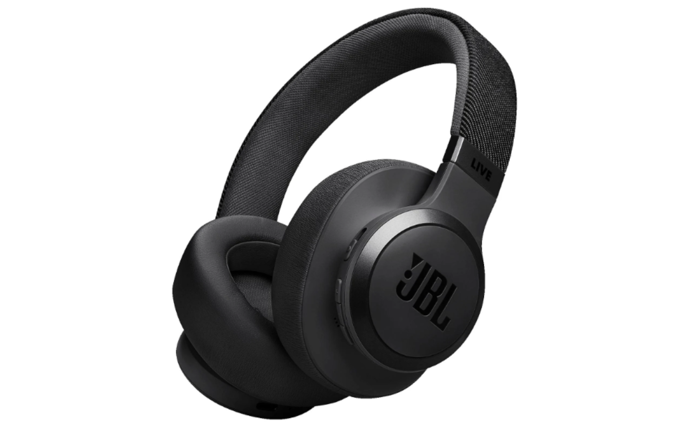 JBL Live 770NC Over Ear Kopfhörer sind vor einem weißen Hintergrund zu sehen.