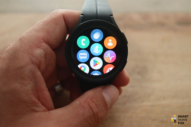 Man sieht die Samsung Galaxy Watch 5.