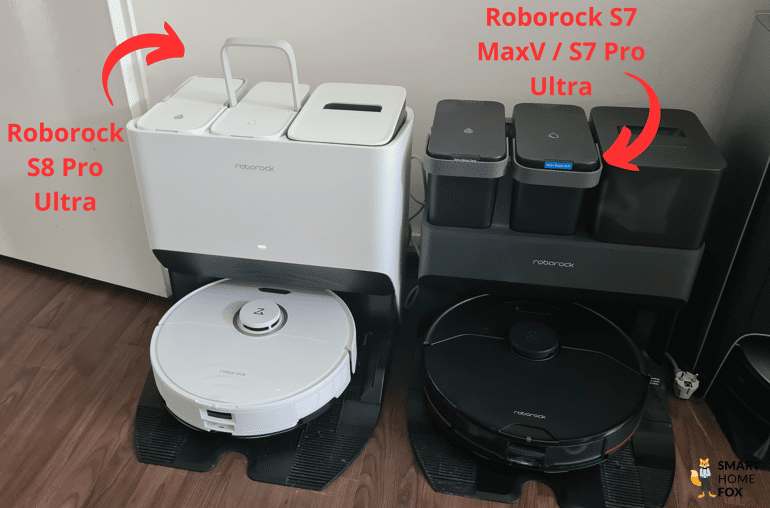 Die unterschiedliche Anordnung der Griffe an den Wassertankbehältern der Roborock S8 Pro Ultra Station im Vergleich zur Roborock S7 Pro Ultra bzw. S7 MaxV Ultra Station ist zu sehen.