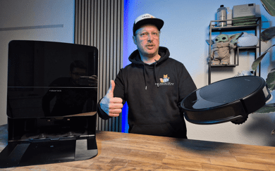 Der Roborock Saros 10R ist zu sehen.