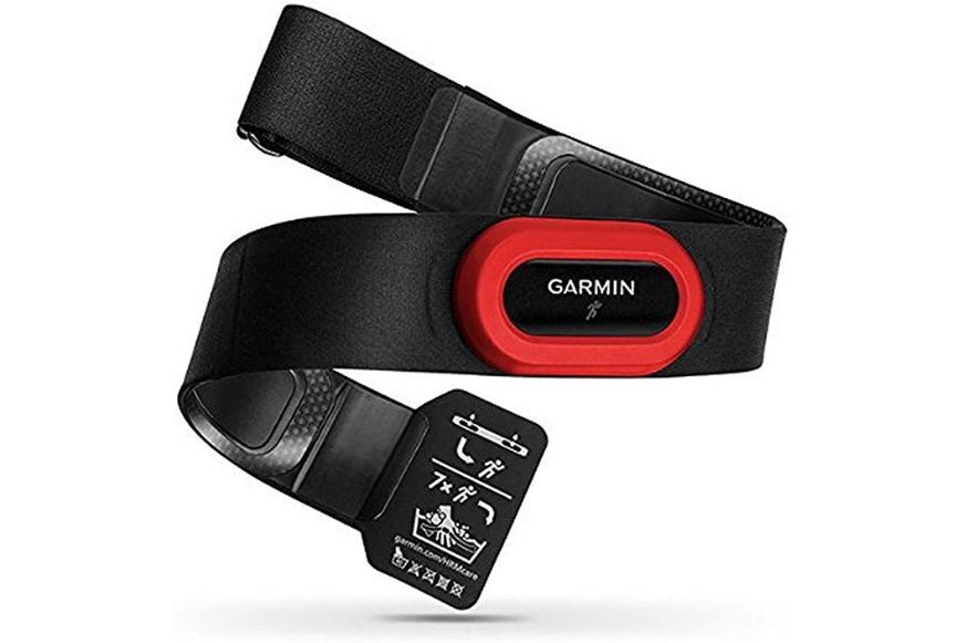 Man sieht den Garmin HRM Brustgurt.