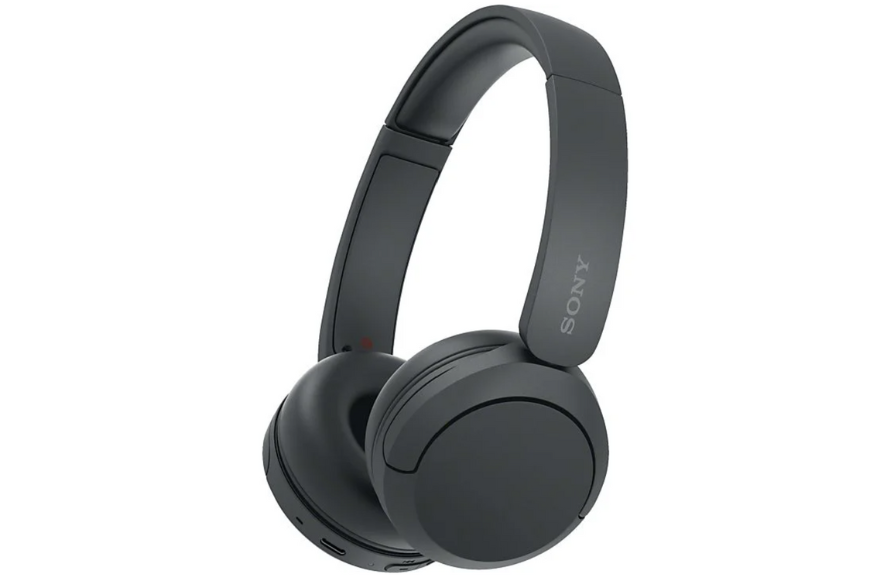 Bluetooth-Kopfhörer von Sony sind vor einem weißen Hintergrund zu sehen.