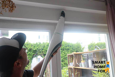 Der VB100 mit 2-in-1-Aufsatz an der Decke