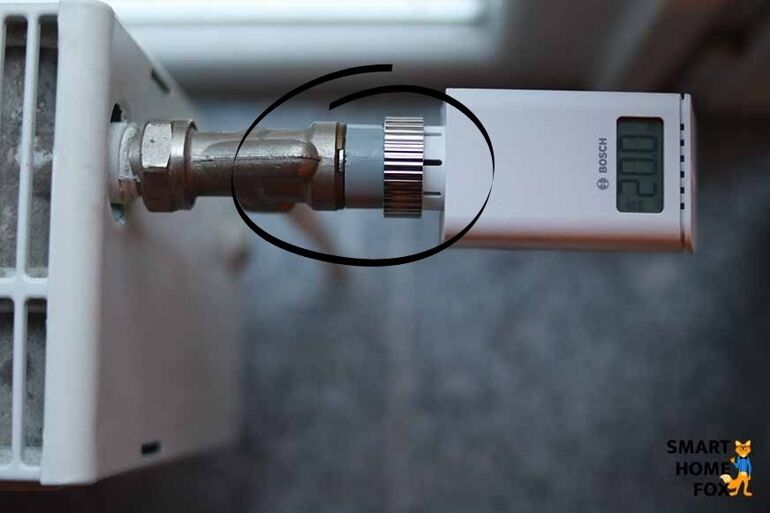 Der Adapter des Heizkörper-Thermostats