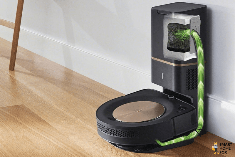Der iRobot Roomba s9+ ist zu sehen.