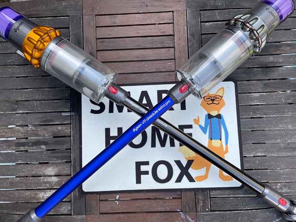 Dyson V15 vs V11